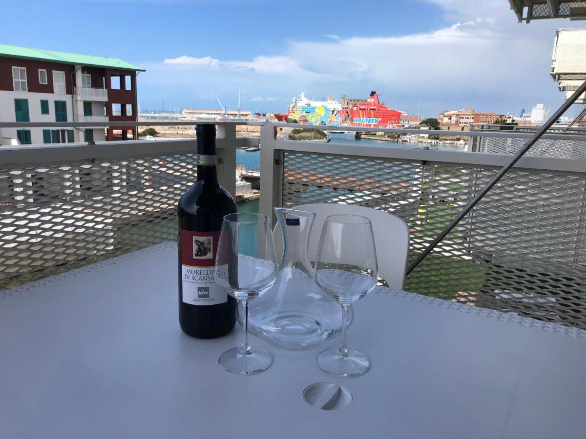 Kasia Porta Sul Mare Di Livorno Free Parking 외부 사진