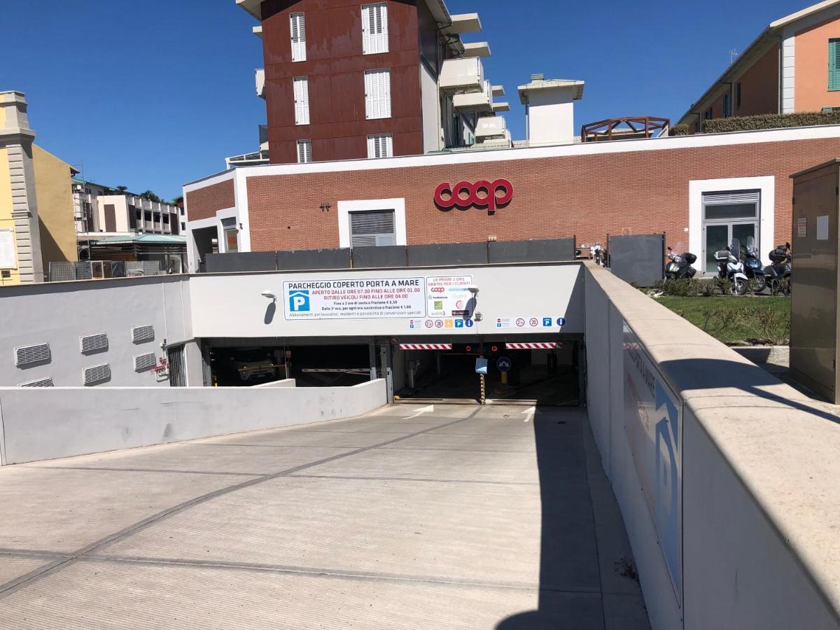 Kasia Porta Sul Mare Di Livorno Free Parking 외부 사진