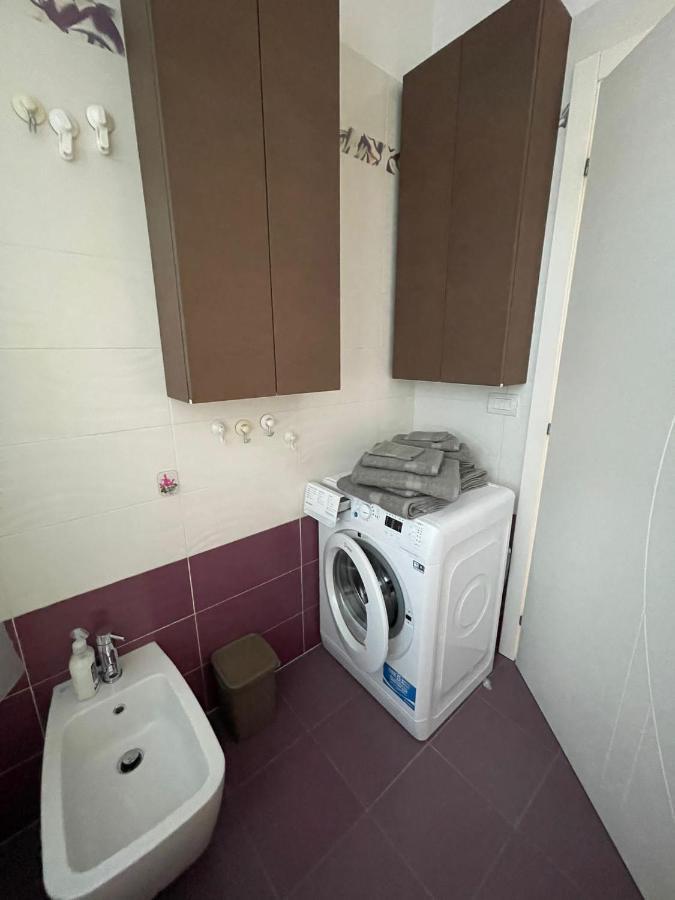 Kasia Porta Sul Mare Di Livorno Free Parking 외부 사진