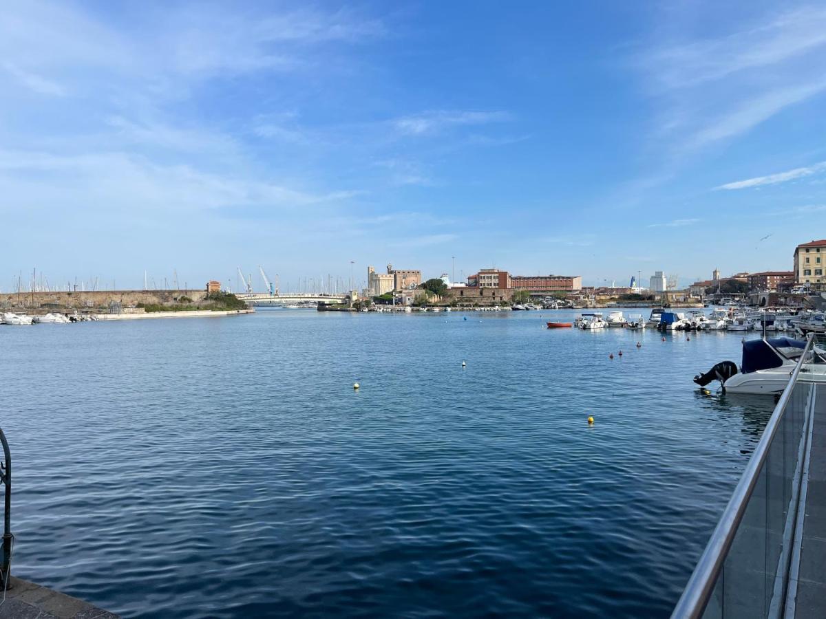 Kasia Porta Sul Mare Di Livorno Free Parking 외부 사진