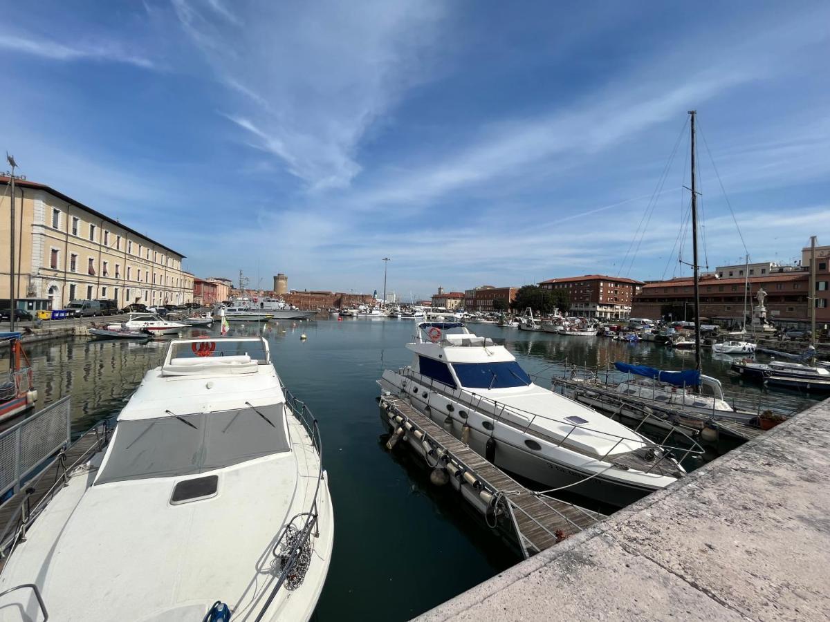 Kasia Porta Sul Mare Di Livorno Free Parking 외부 사진