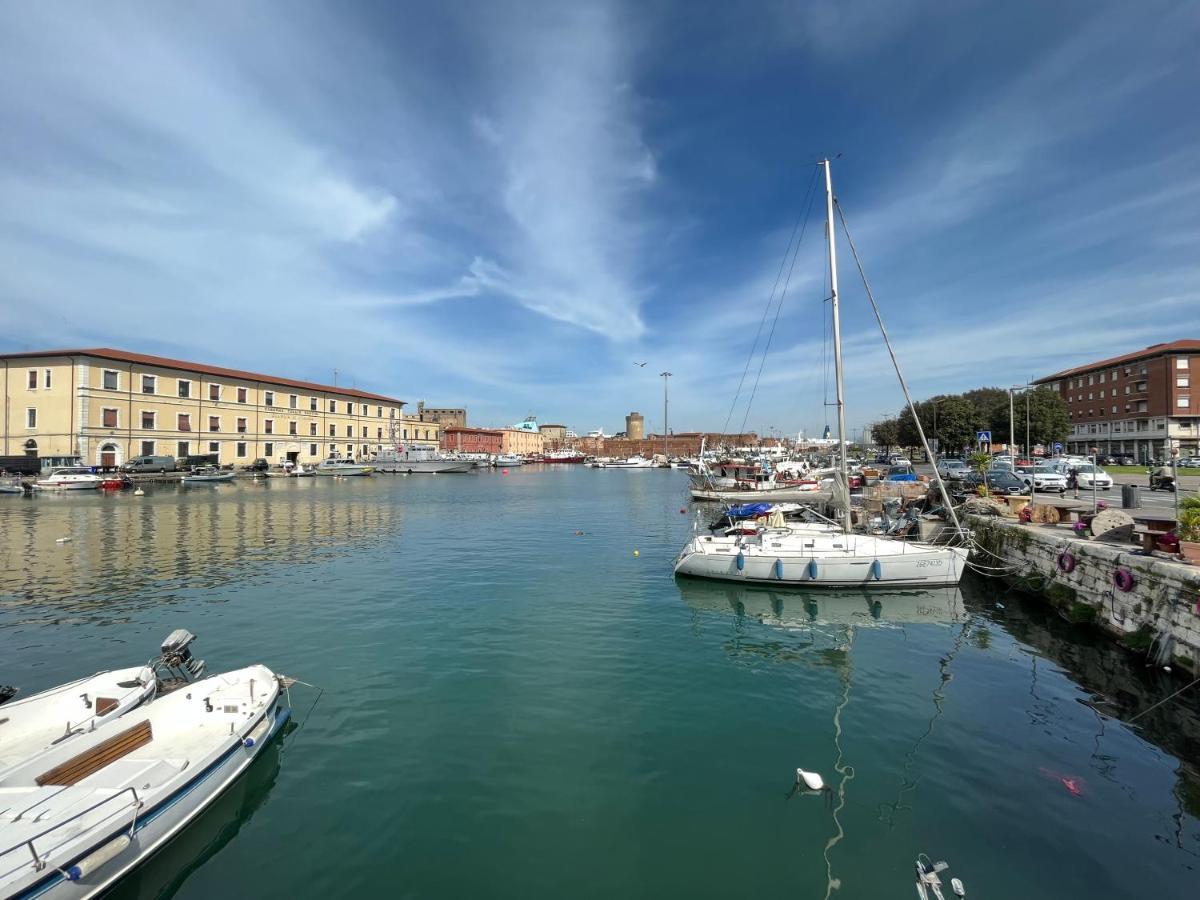 Kasia Porta Sul Mare Di Livorno Free Parking 외부 사진