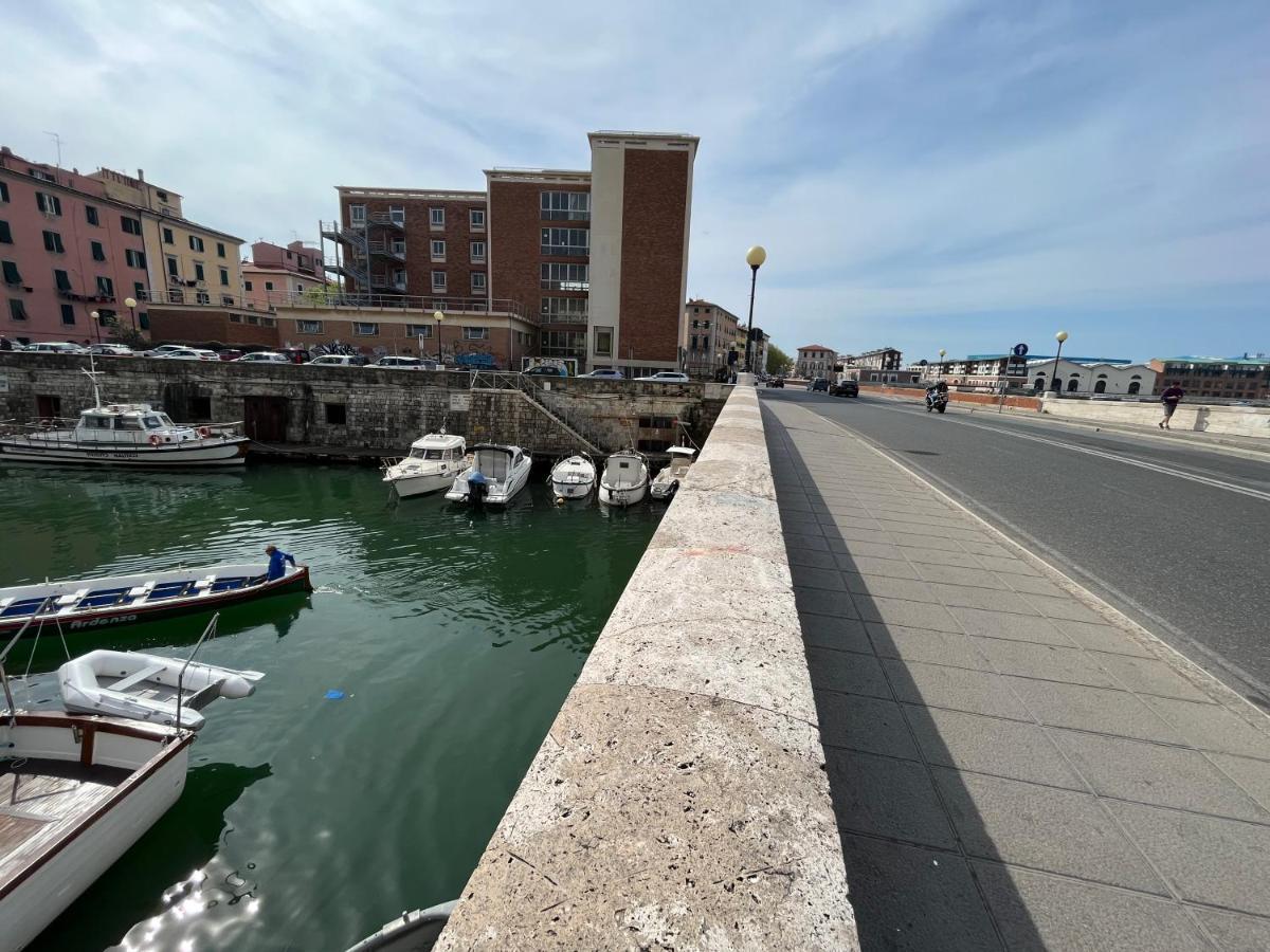 Kasia Porta Sul Mare Di Livorno Free Parking 외부 사진